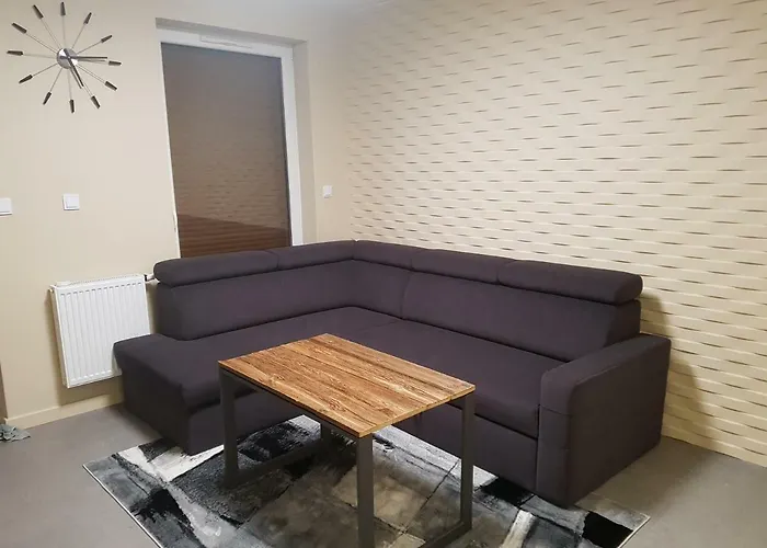 Nowoczesny W Centrum كوشتيجينا